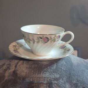 Elegant 5-Piece Creative Fine China Serving Set – Japan #2345